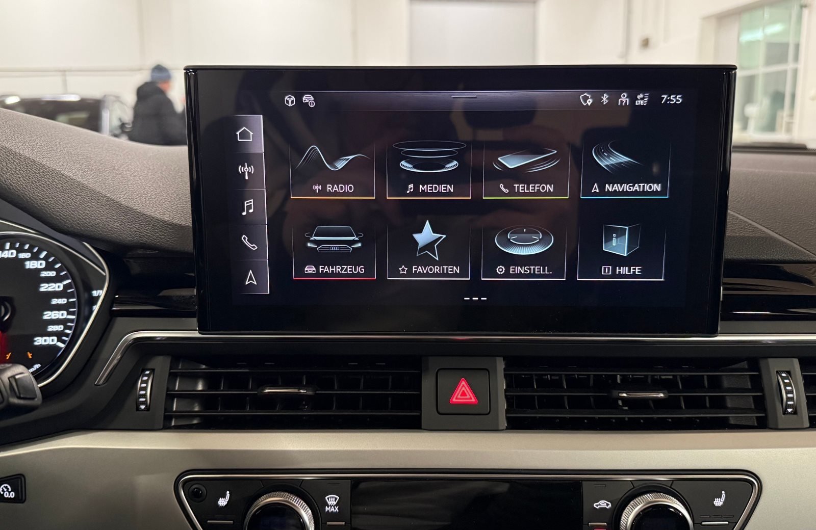 A4 Avant 30 TDI S-tronic LED Navi ACC PDC SHZ LM