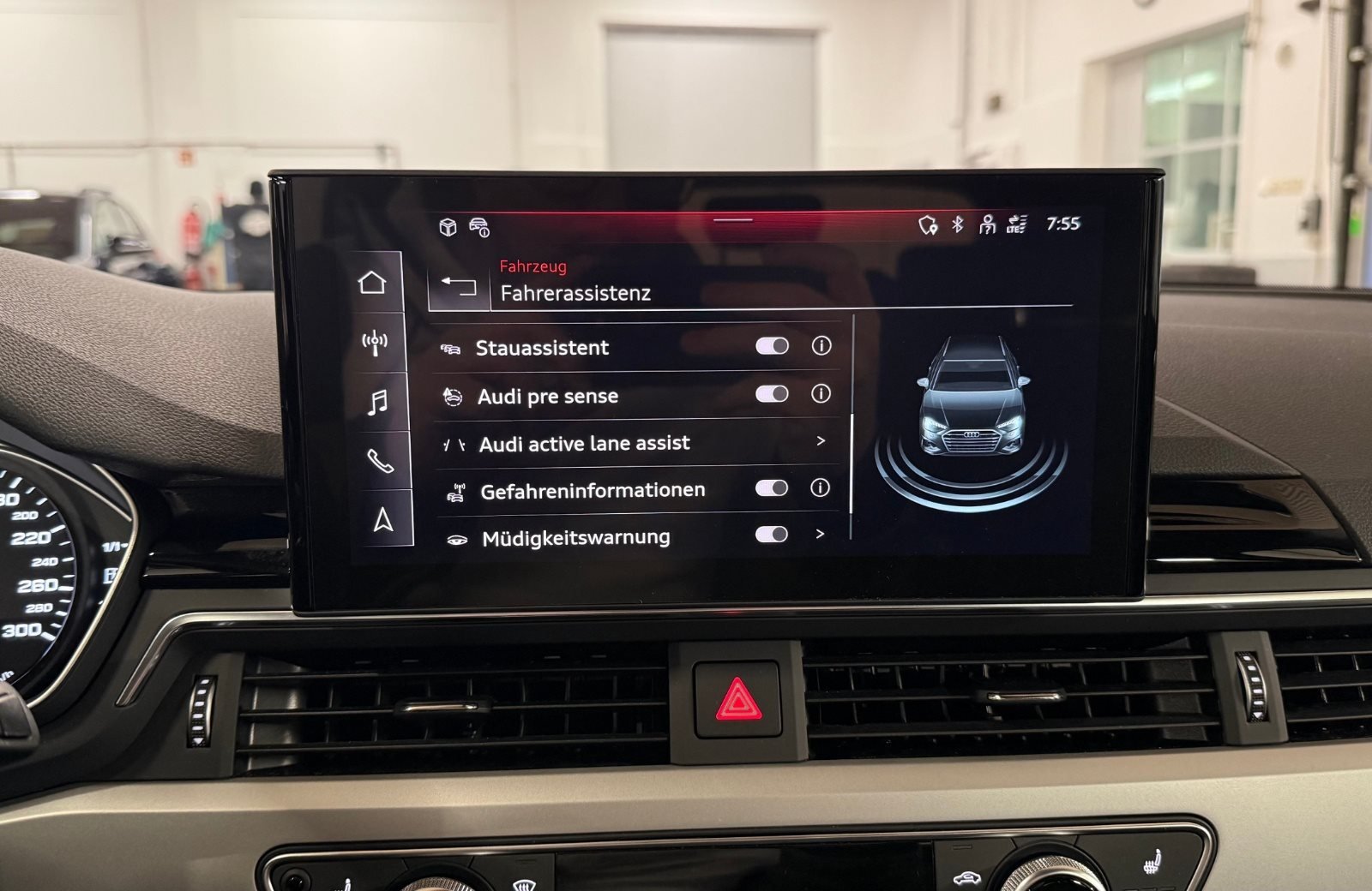 A4 Avant 30 TDI S-tronic LED Navi ACC PDC SHZ LM