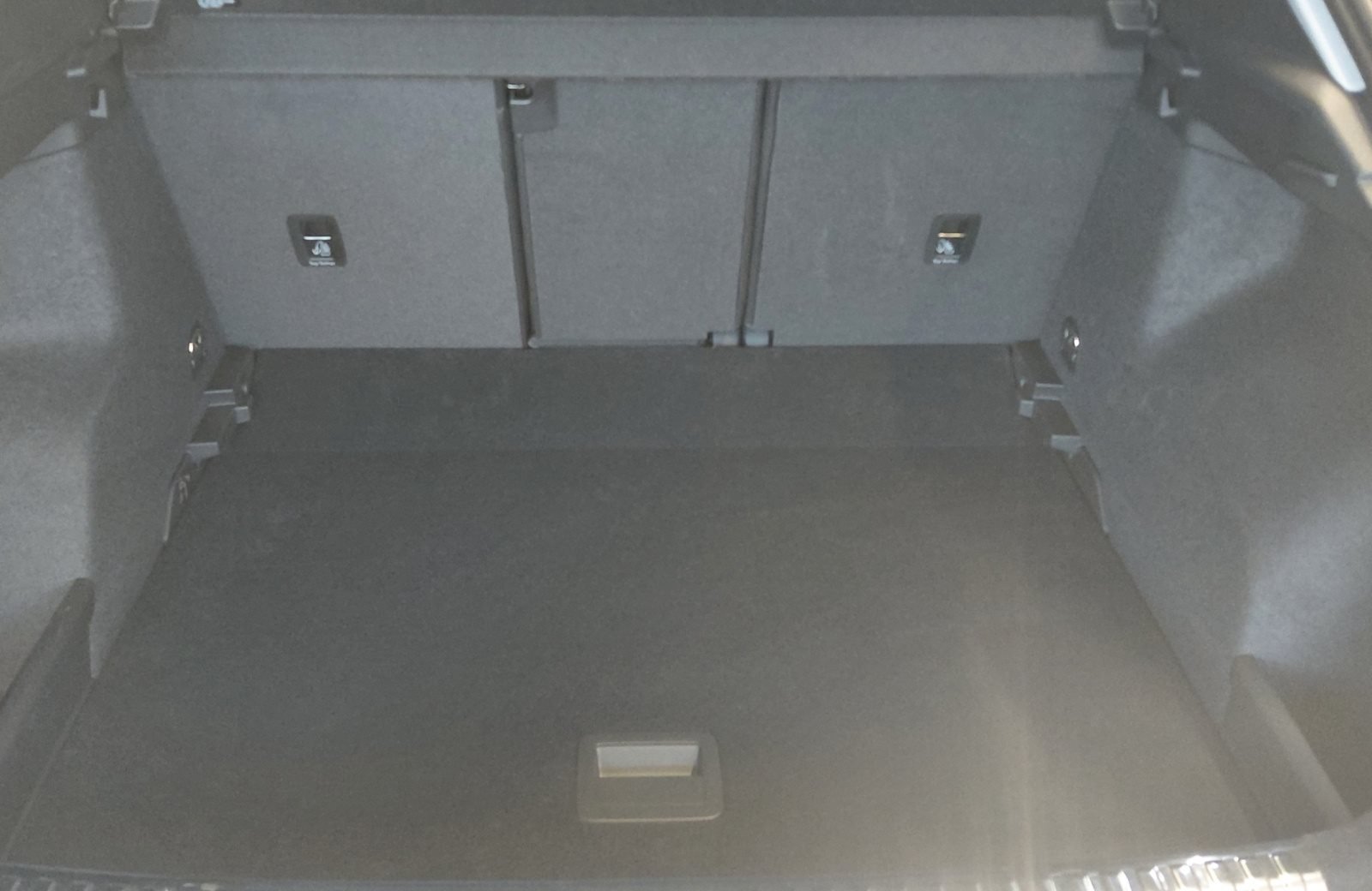 Q3 35 TFSI advanced S-tronic LED Navi ACC AHK PDC SHZ