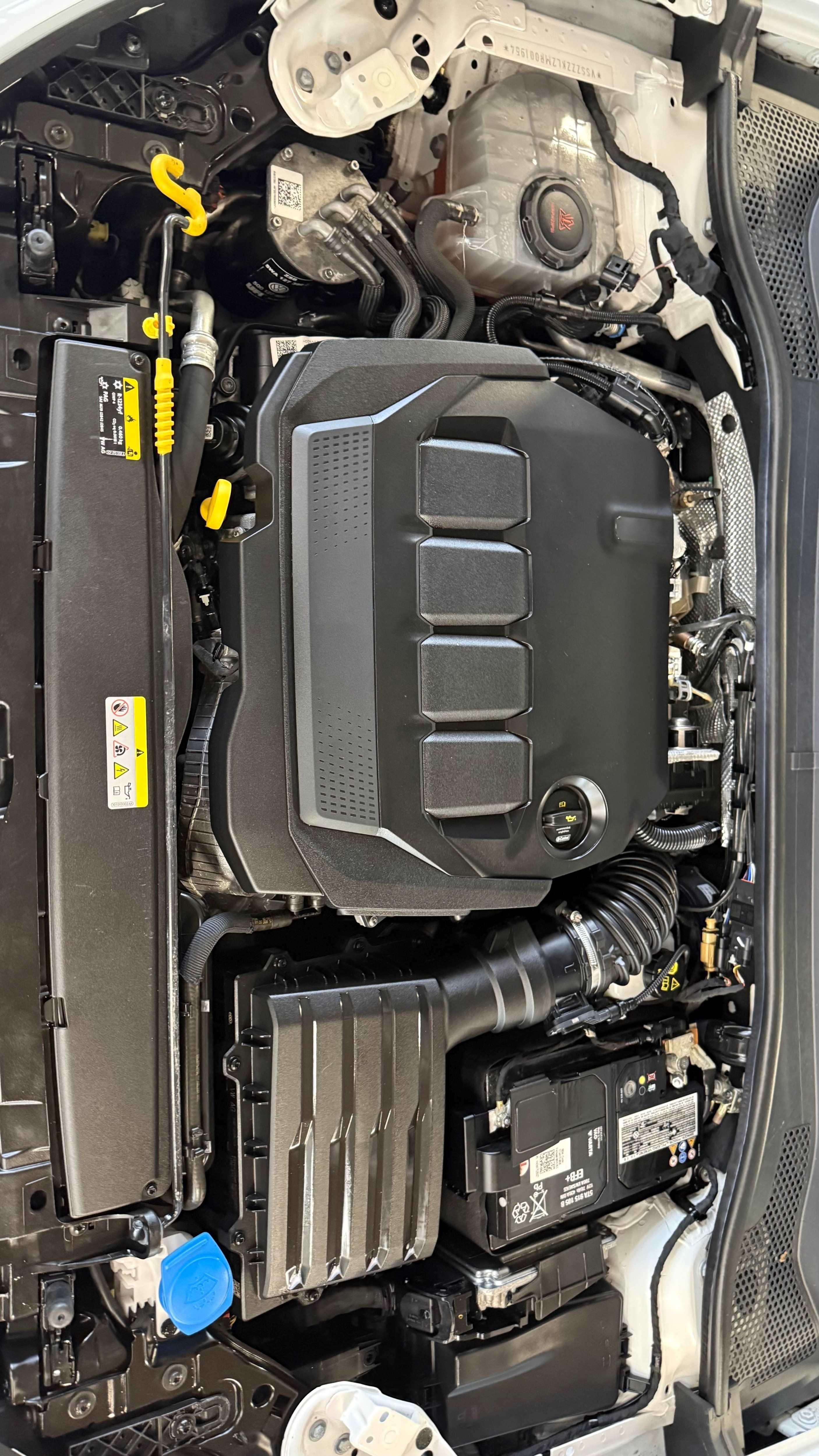 Leon 2.0 TDI FR DSG LED Navi AHK RFK ACC AHK AUT