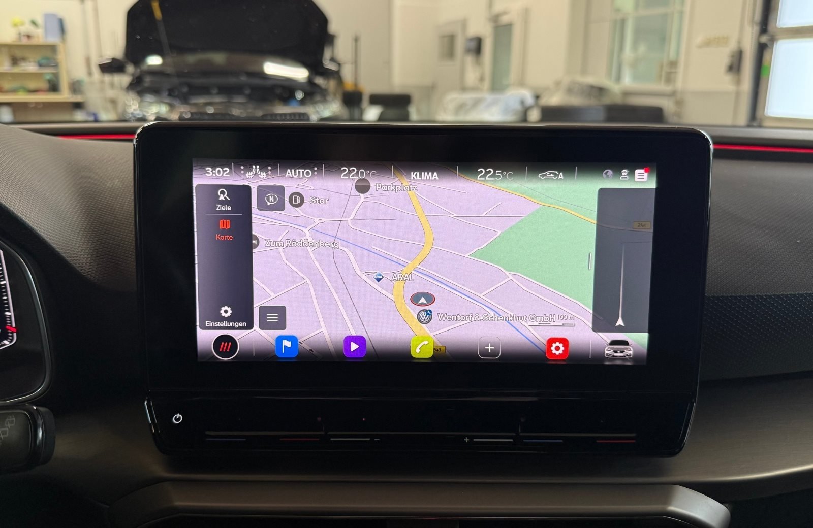 Leon 2.0 TDI FR DSG LED Navi AHK RFK ACC AHK AUT