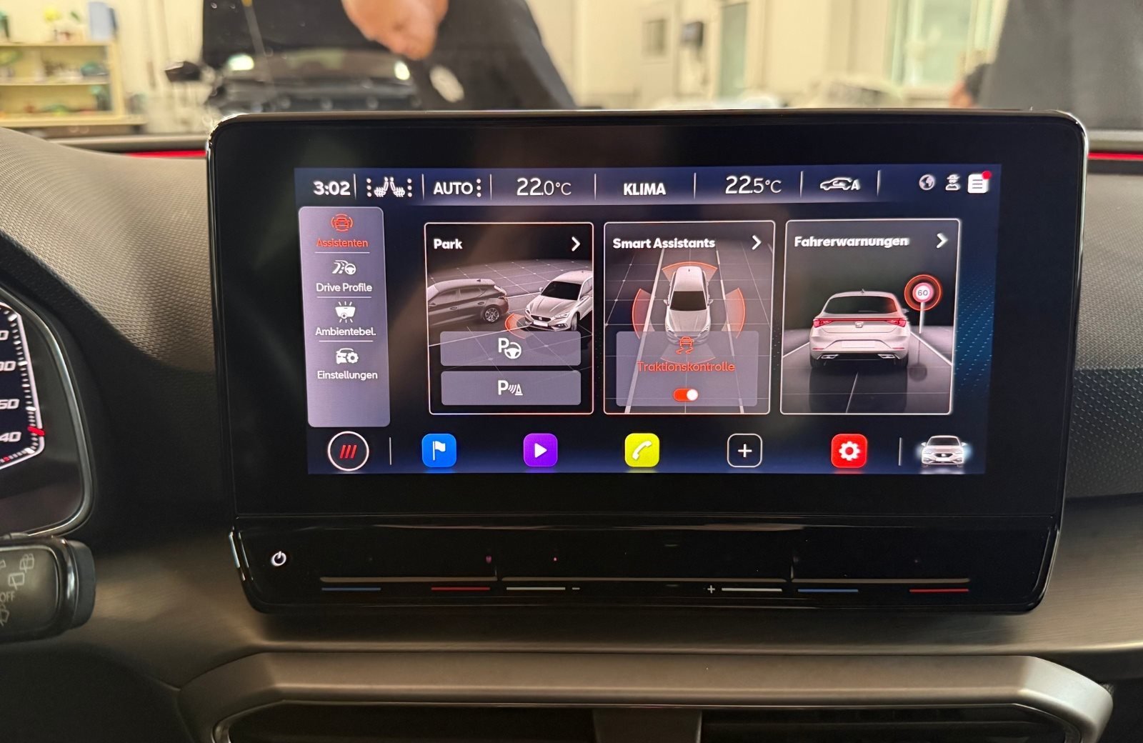 Leon 2.0 TDI FR DSG LED Navi AHK RFK ACC AHK AUT