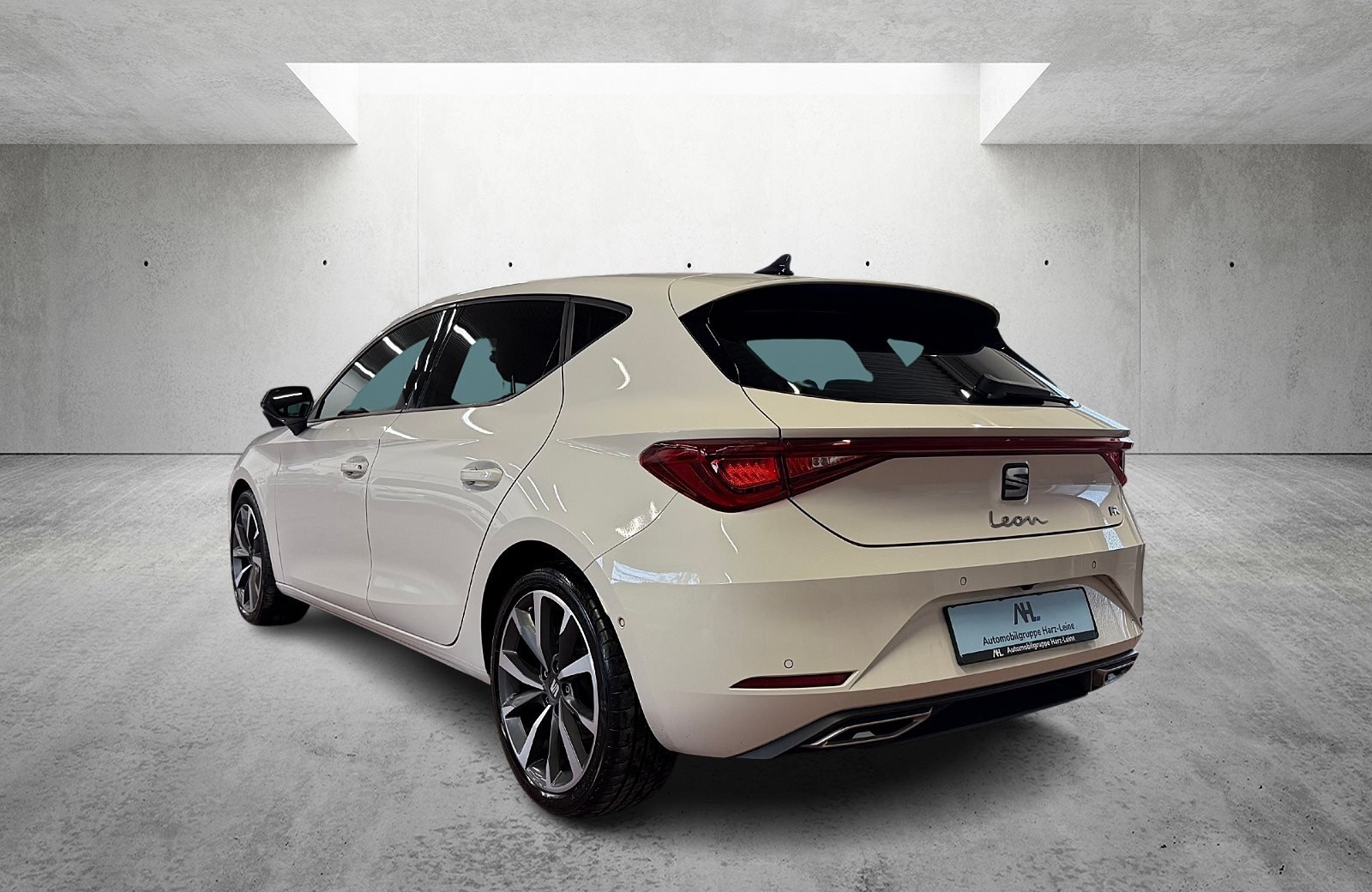 Leon 2.0 TDI FR DSG LED Navi AHK RFK ACC AHK AUT