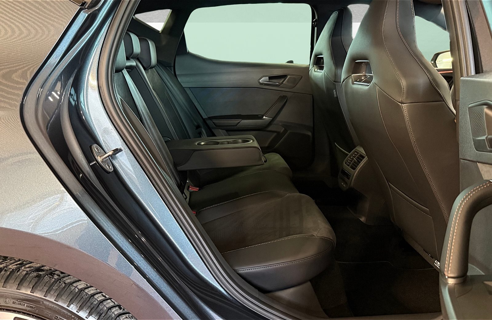 Leon 1.5 eTSI DSG Edge Matrix Navi ACC RFK ACC