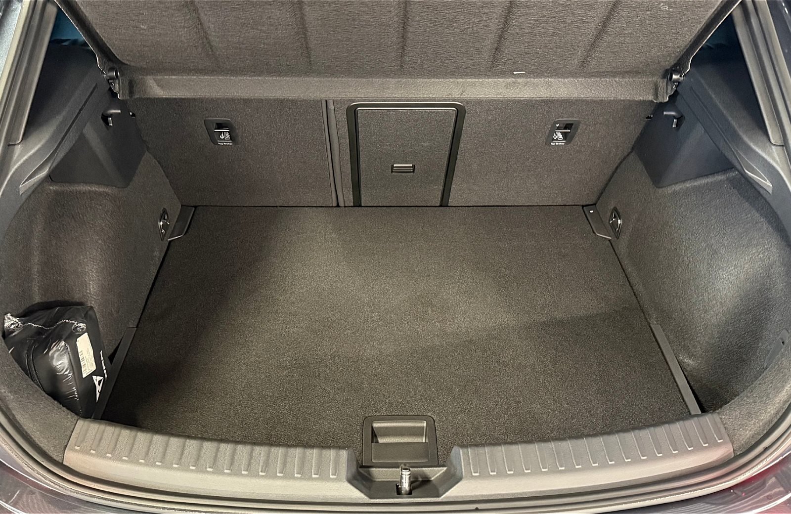 Leon 1.5 eTSI DSG Edge Matrix Navi ACC RFK ACC