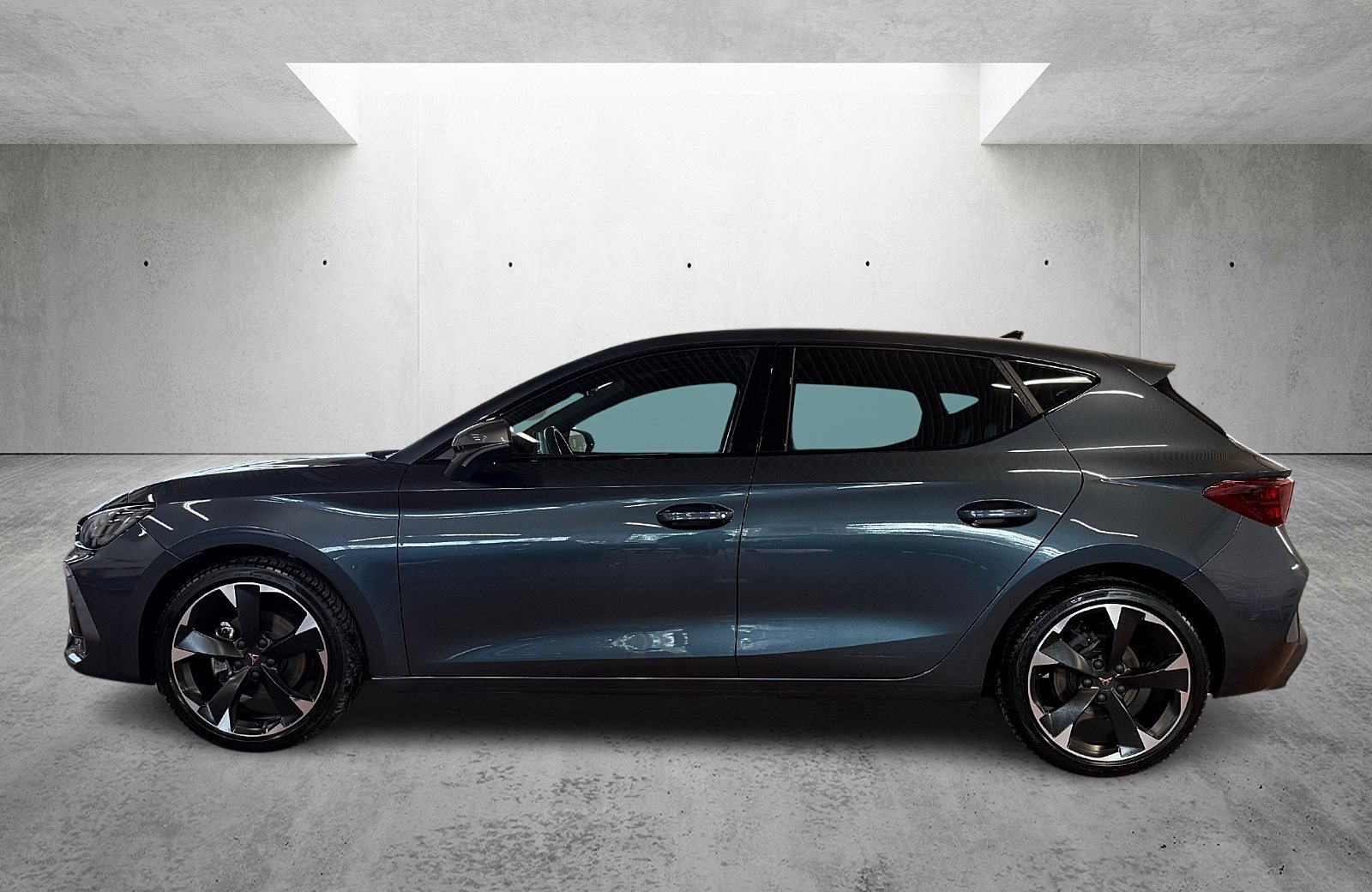 Leon 1.5 eTSI DSG Edge Matrix Navi ACC RFK ACC