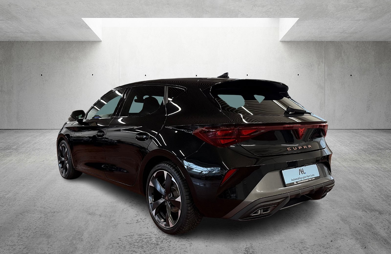 Leon 1.5 eTSI DSG Matrix Navi ACC RFK Memory ACC