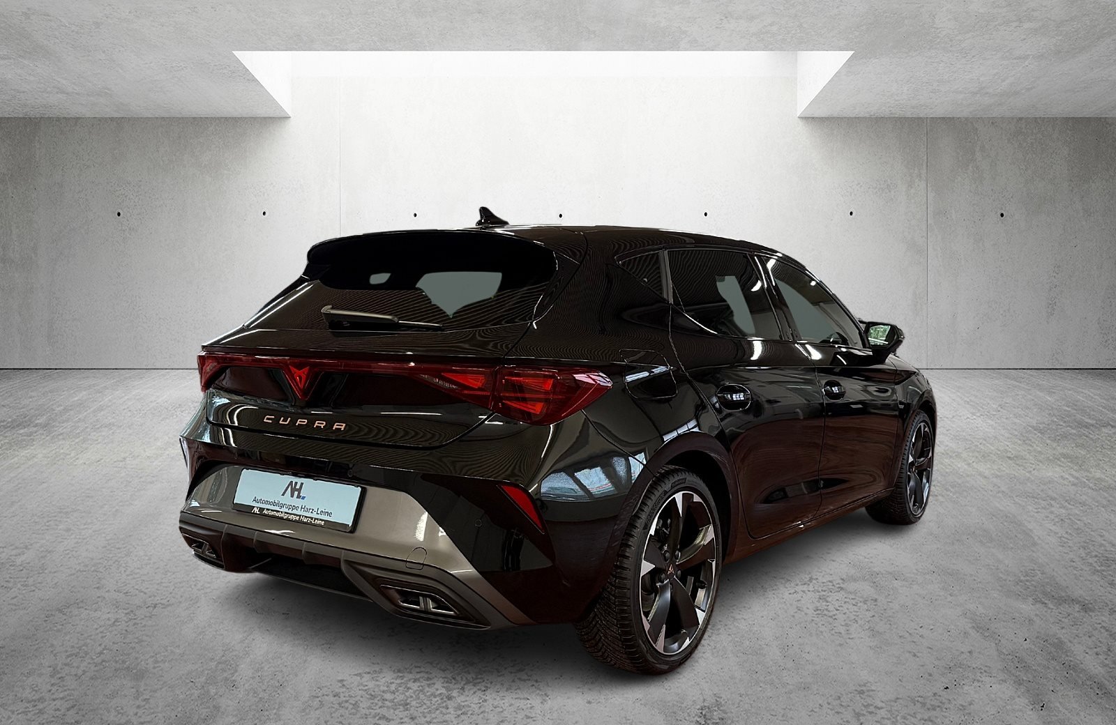 Leon 1.5 eTSI DSG Matrix Navi ACC RFK Memory ACC