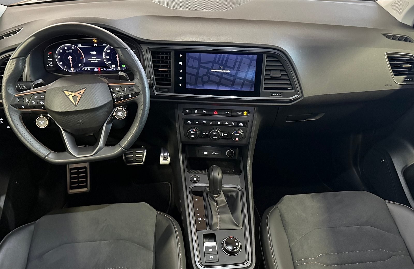 Ateca 2.0 TSI 4Drive DSG LED Navi ACC 360° Beats