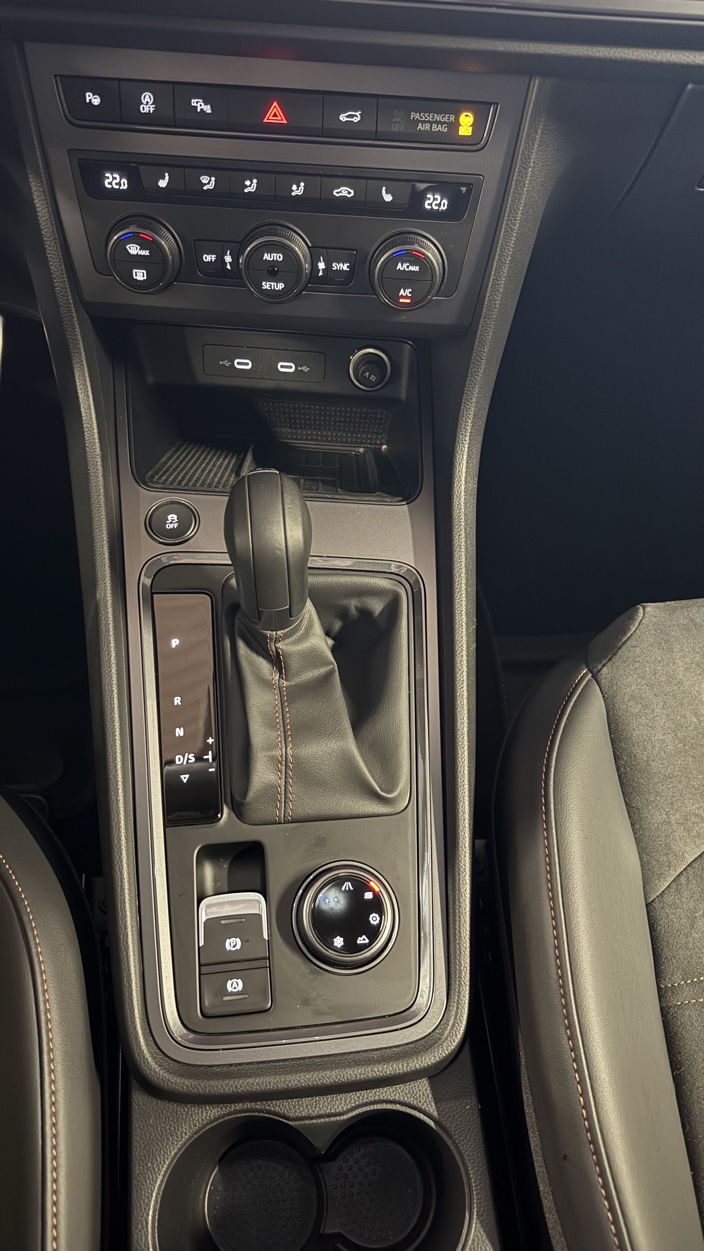 Ateca 2.0 TSI 4Drive DSG LED Navi ACC 360° Beats