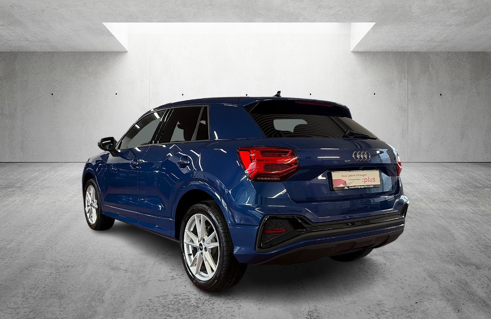 Q2 S line 35 TFSI S-tronic Matrix Navi ACC Leder AHK