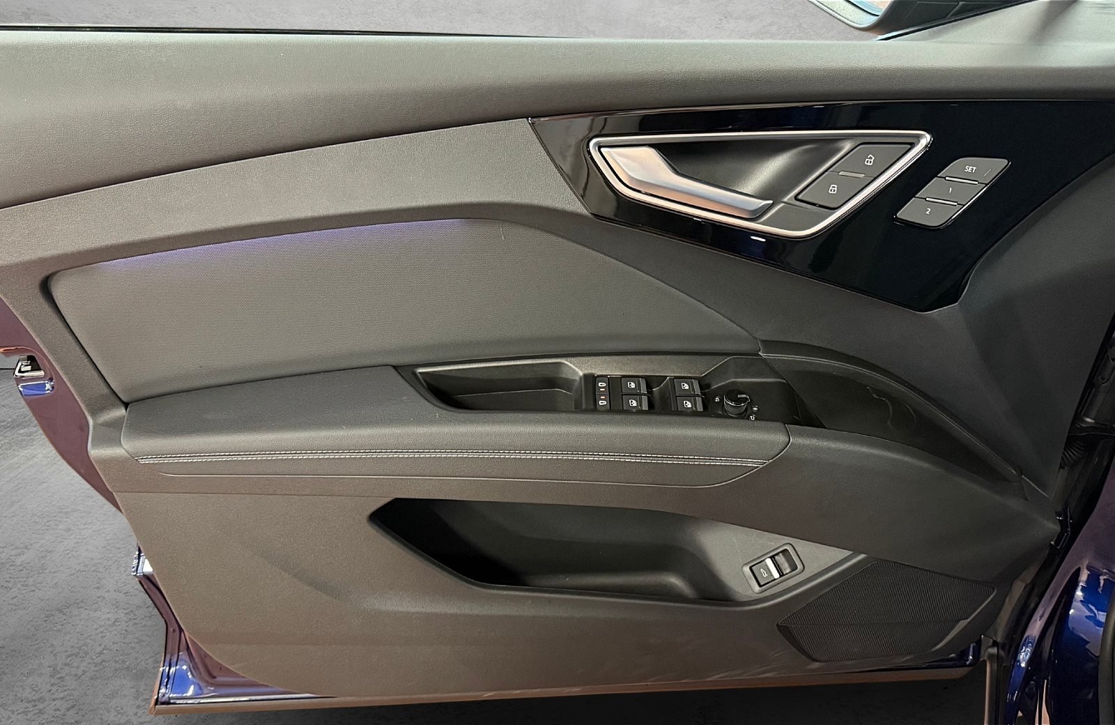 Q4 45 e-tron S line Matrix Navi ACC HuD AHK Wärmepumpe