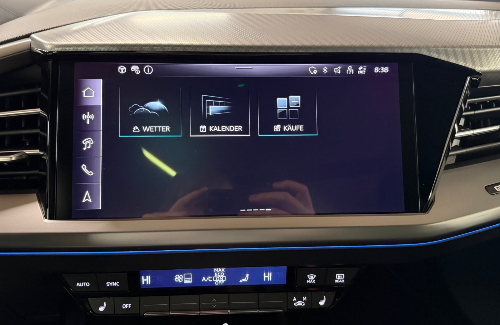 Q4 45 e-tron S line Matrix Navi ACC HuD AHK Wärmepumpe