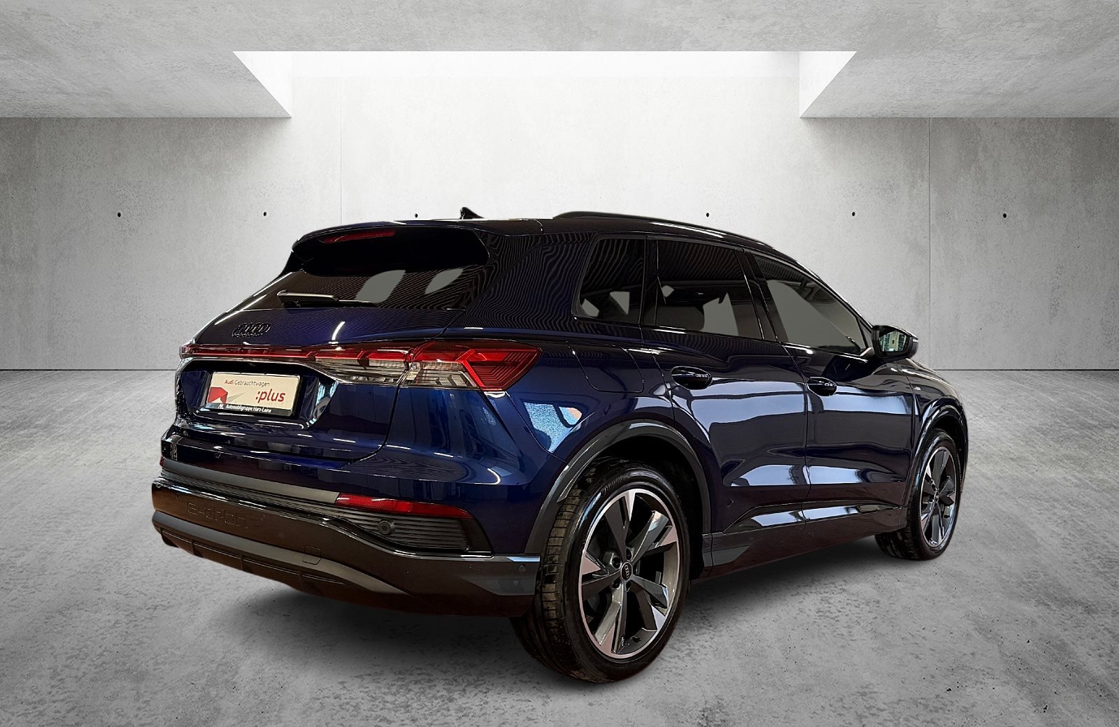 Q4 45 e-tron S line Matrix Navi ACC HuD AHK Wärmepumpe