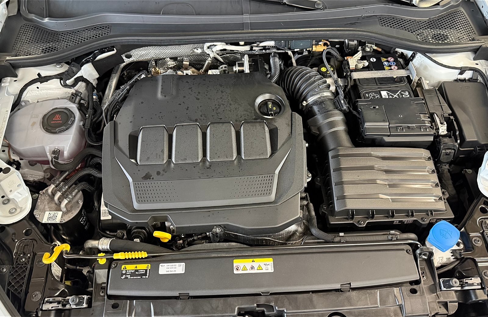 Leon Sportstourer 2.0 TDI DSG Edge Matrix Navi ACC RFK