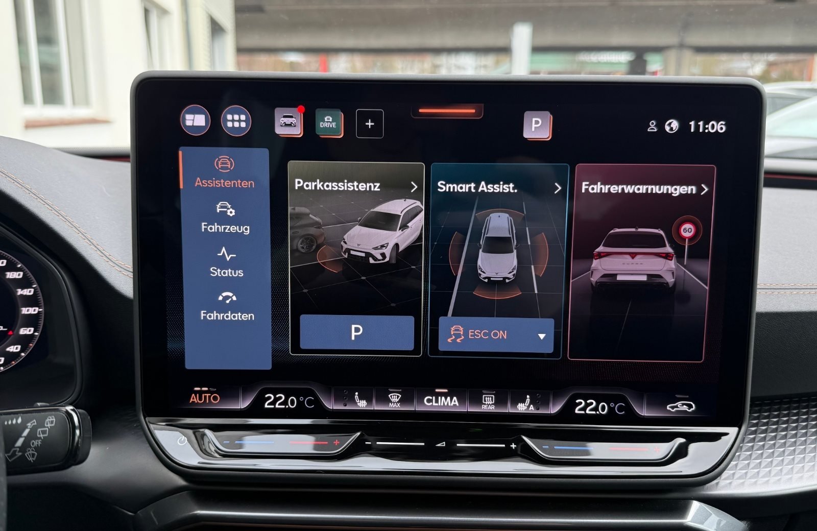 Leon Sportstourer 2.0 TDI DSG Edge Matrix Navi ACC RFK