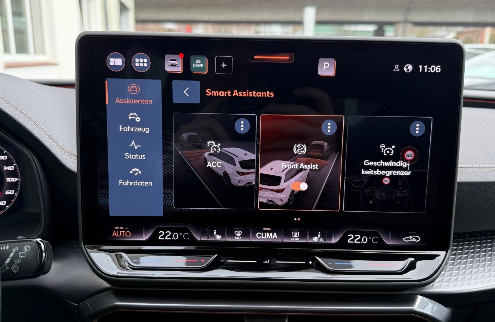 Leon Sportstourer 2.0 TDI DSG Edge Matrix Navi ACC RFK