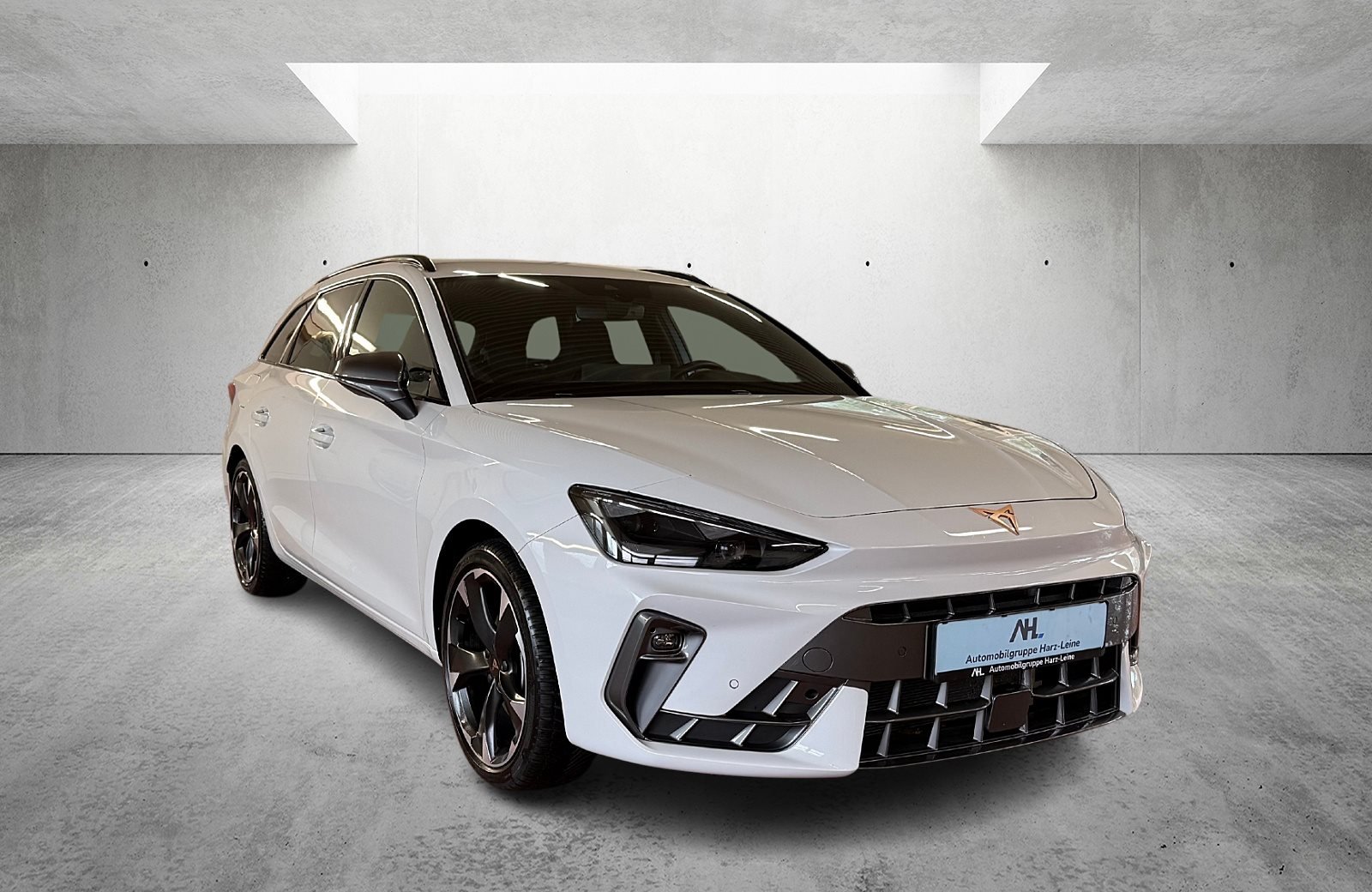 Leon Sportstourer 2.0 TDI DSG Edge Matrix Navi ACC RFK