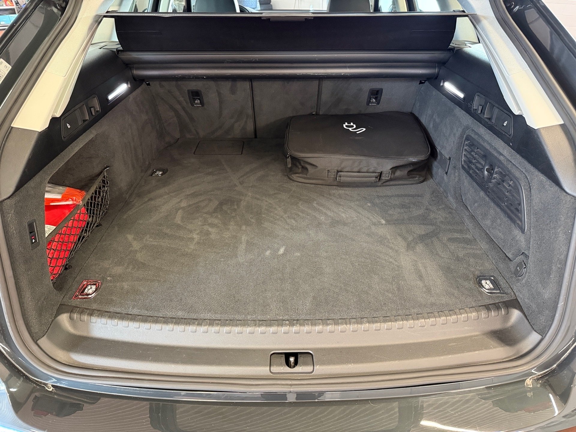 A6 Avant 50 TFSI e design quattro S-tronic LED Navi ACC AHK Leder