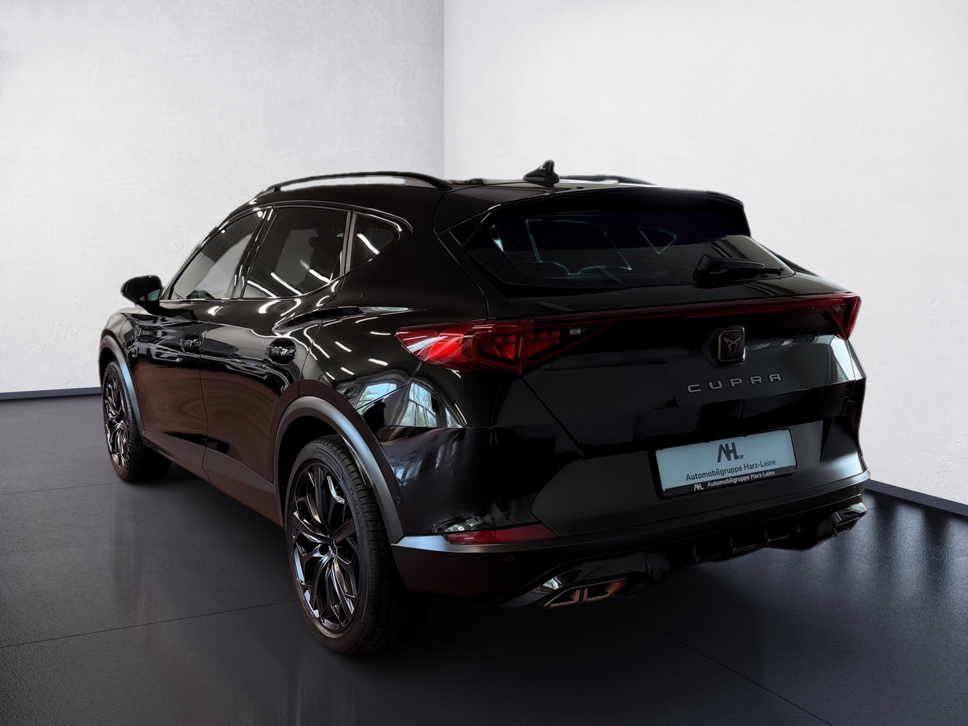 Formentor VZ 1.4 TSI e-Hybrid Tribe-Edition DSG Matrix Pano
