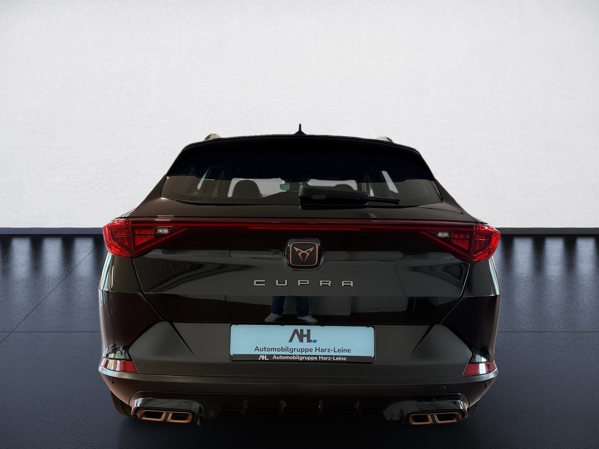 Formentor VZ 1.4 TSI e-Hybrid Tribe-Edition DSG Matrix Pano