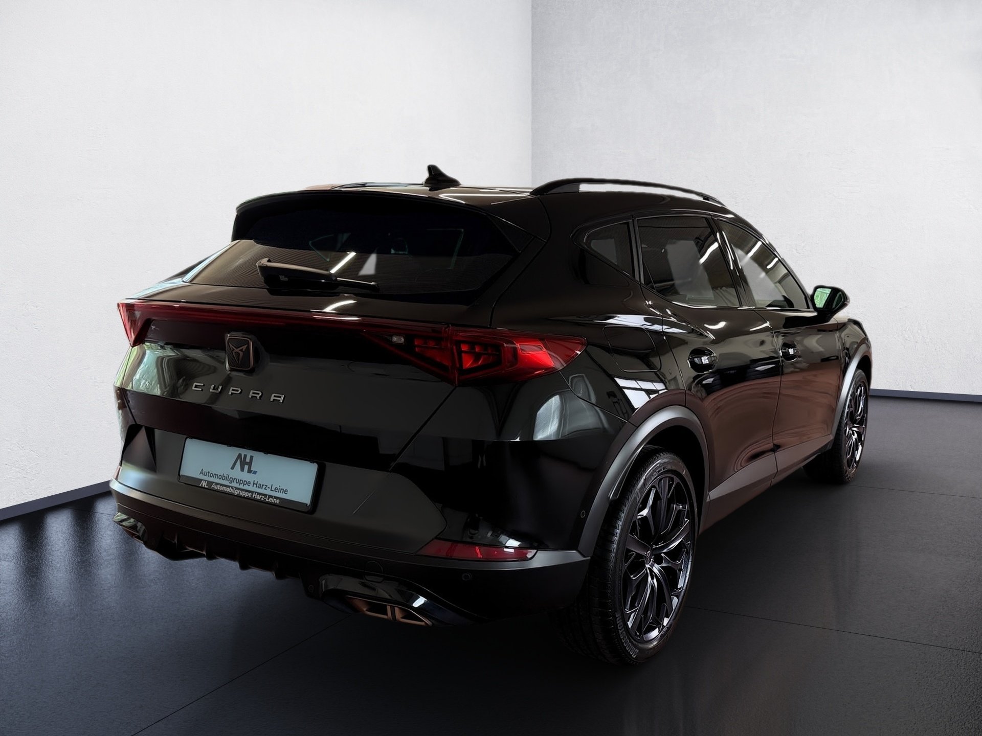Formentor VZ 1.4 TSI e-Hybrid Tribe-Edition DSG Matrix Pano