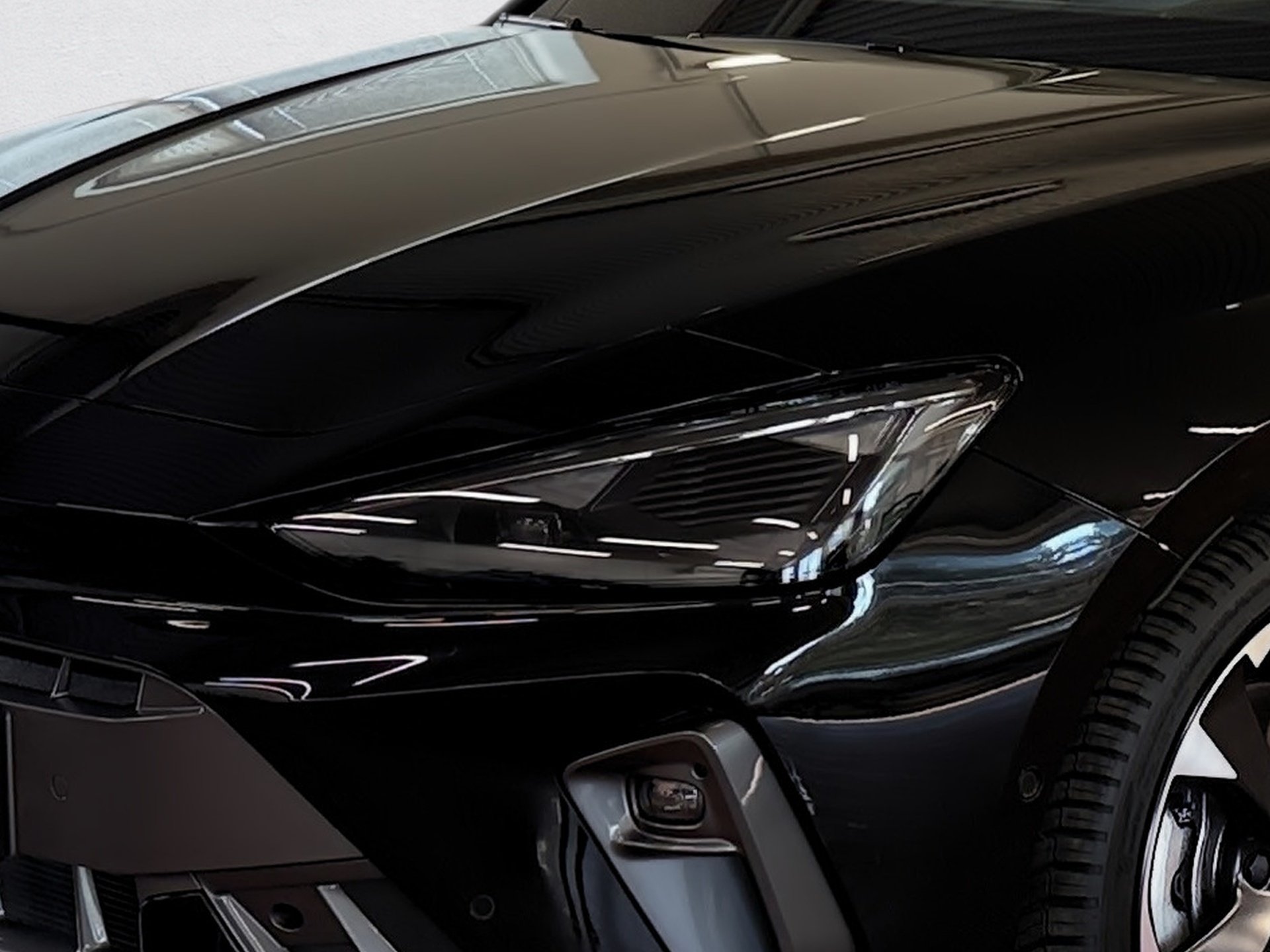 Leon Sportstourer 2.0 TDI DSG Edge AHK Navi ACC RFK Keyless