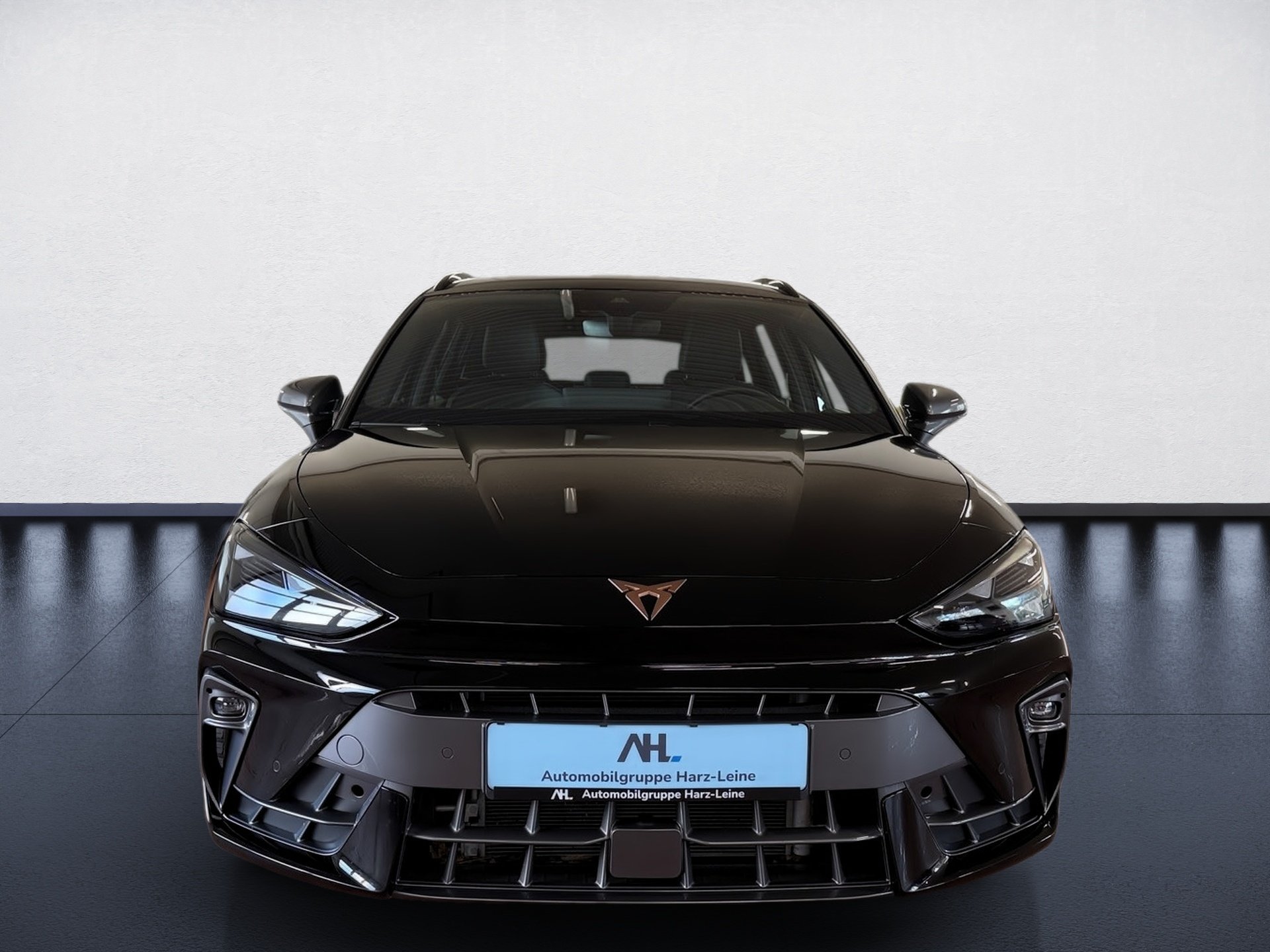 Leon Sportstourer 2.0 TDI DSG Edge AHK Navi ACC RFK Keyless