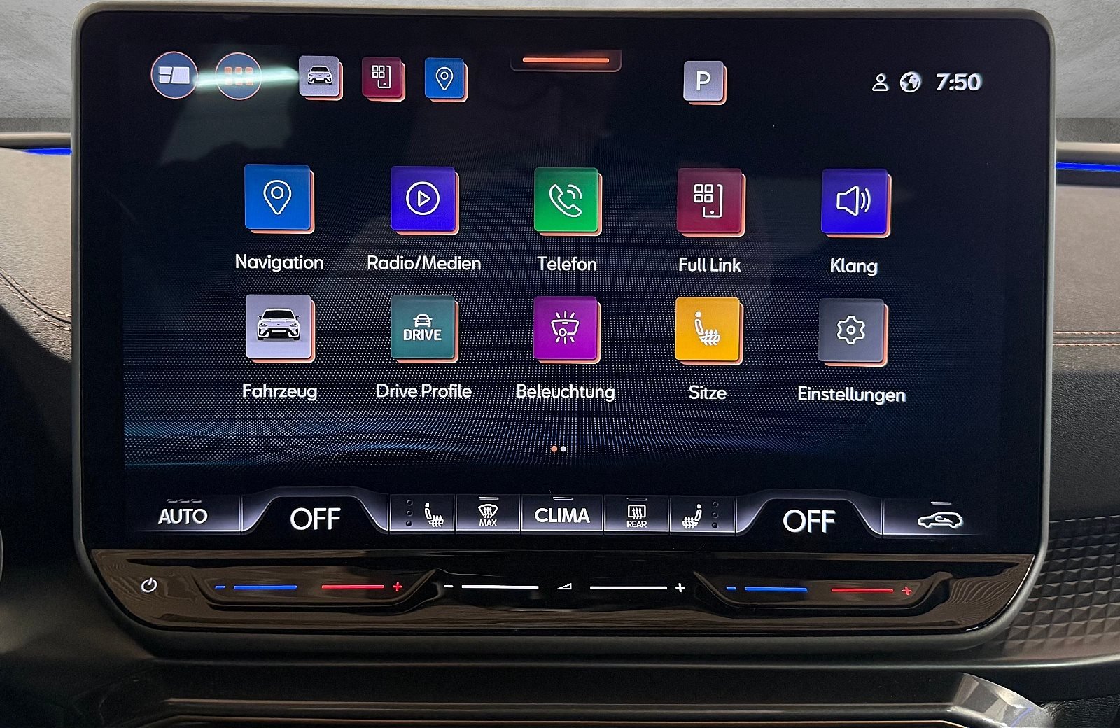 Leon Sportstourer 2.0 TDI DSG Edge AHK Navi ACC RFK Keyless