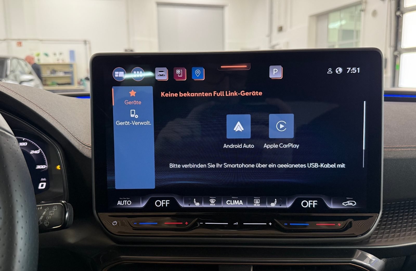 Leon Sportstourer 2.0 TDI DSG Edge AHK Navi ACC RFK Keyless