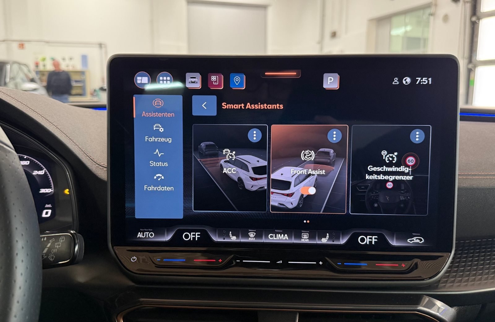 Leon Sportstourer 2.0 TDI DSG Edge AHK Navi ACC RFK Keyless