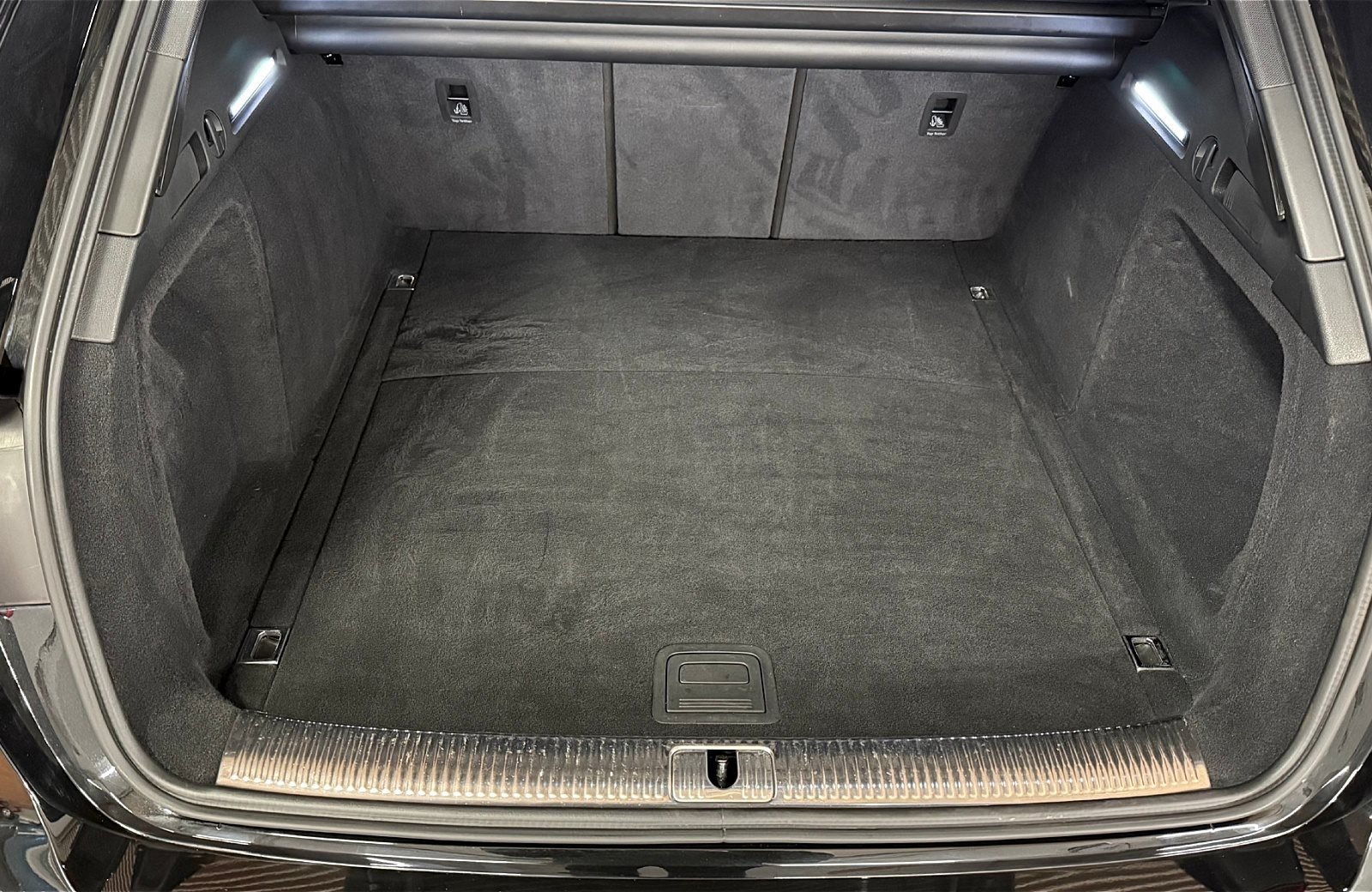 A4 Avant 40 TDI S line quattro S-tronic LED Navi ACC RFK Leder