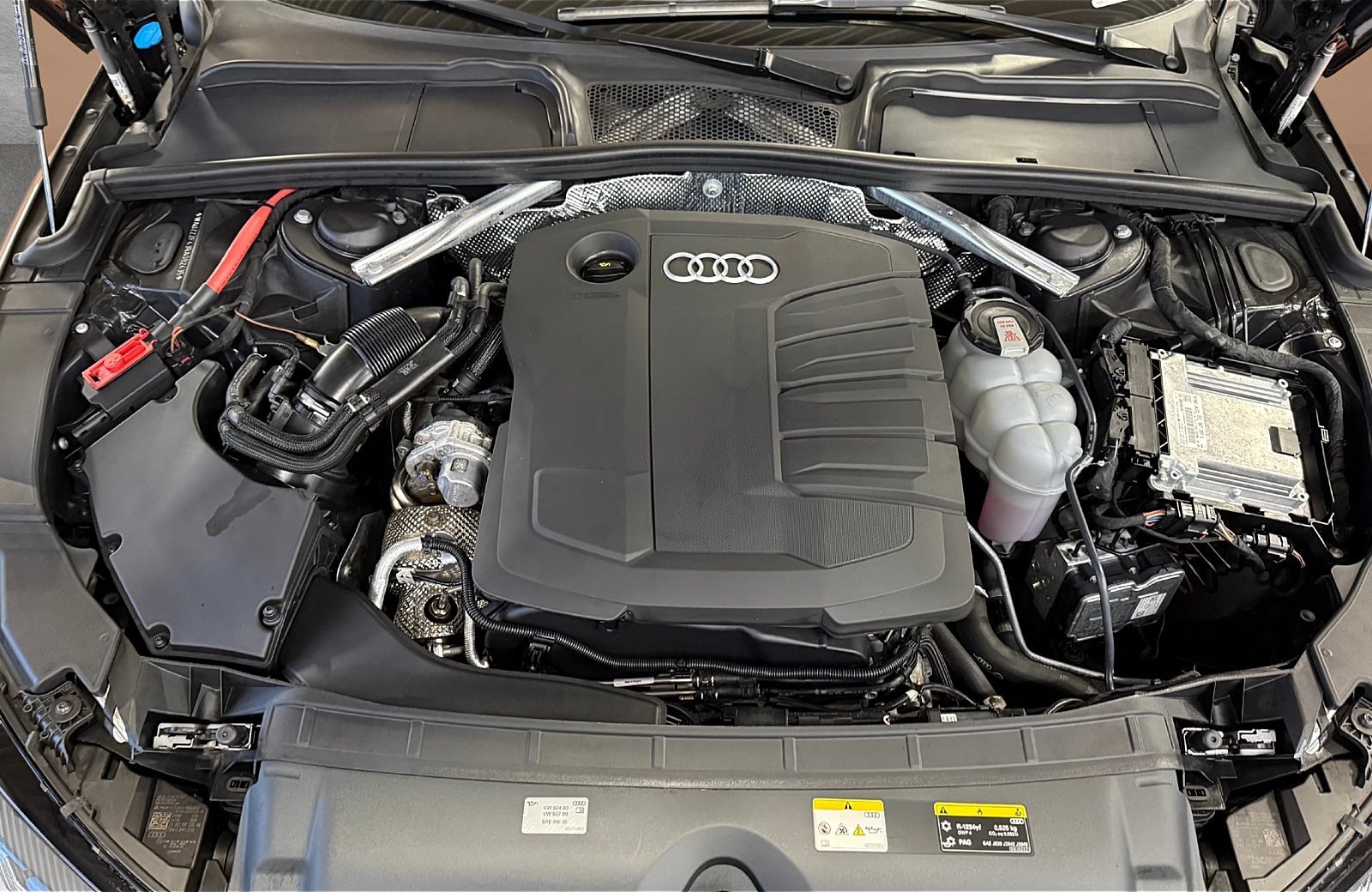 A4 Avant 40 TDI S line quattro S-tronic LED Navi ACC RFK Leder