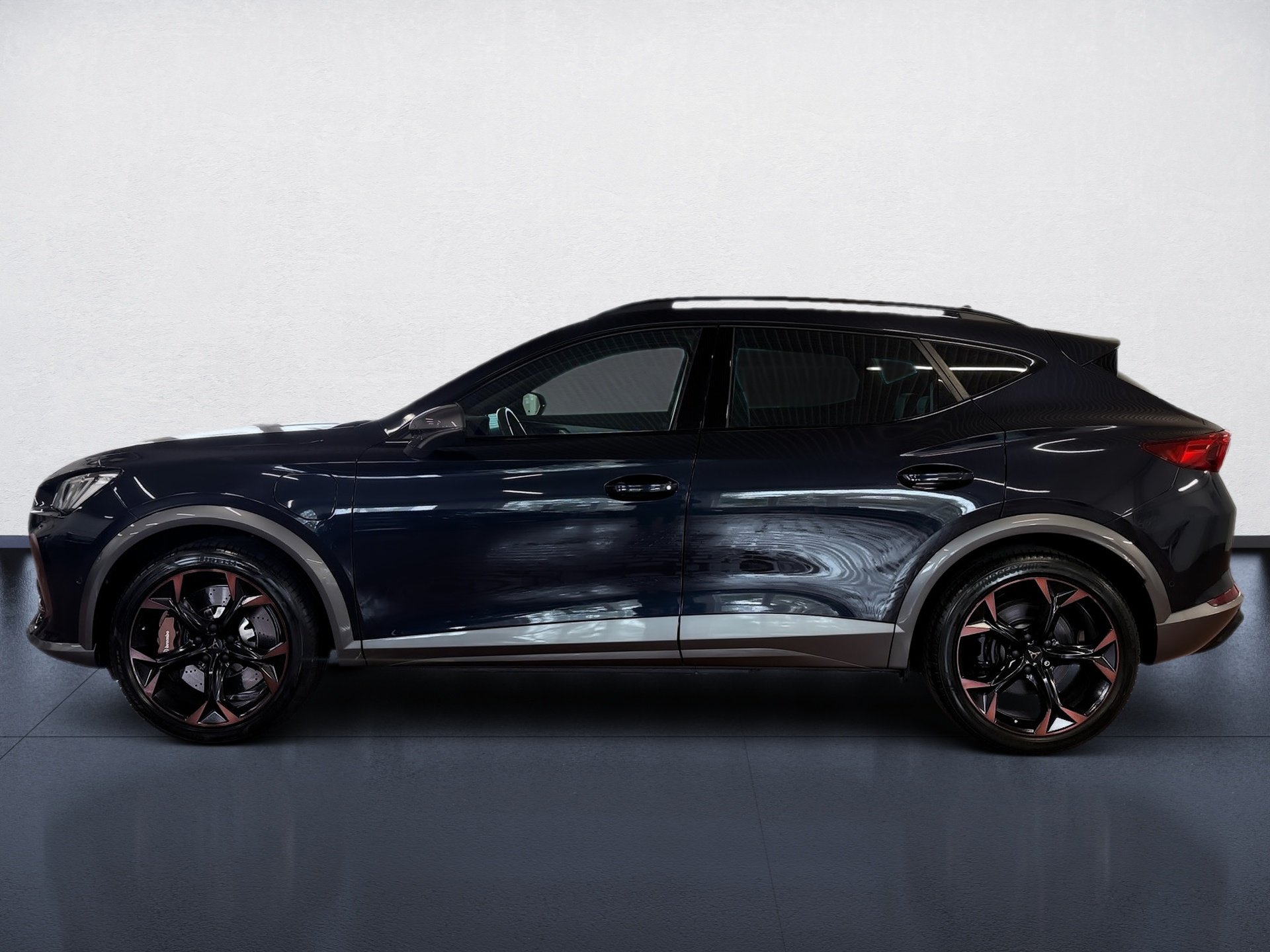 Formentor VZ 1.4 TSI e-Hybrid DSG LED Navi ACC AHK Pano