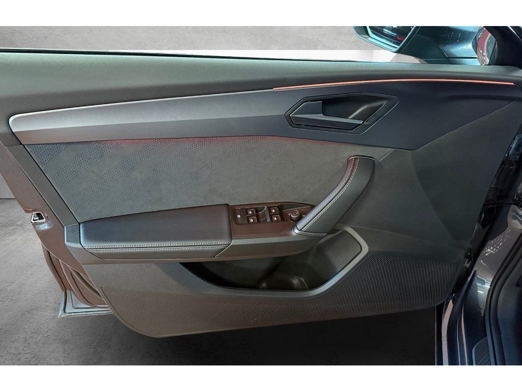 Leon 1.5 eTSI DSG Edge Matrix Navi ACC RFK ACC