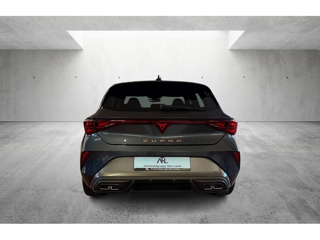 Leon 1.5 eTSI DSG Edge Matrix Navi ACC RFK ACC