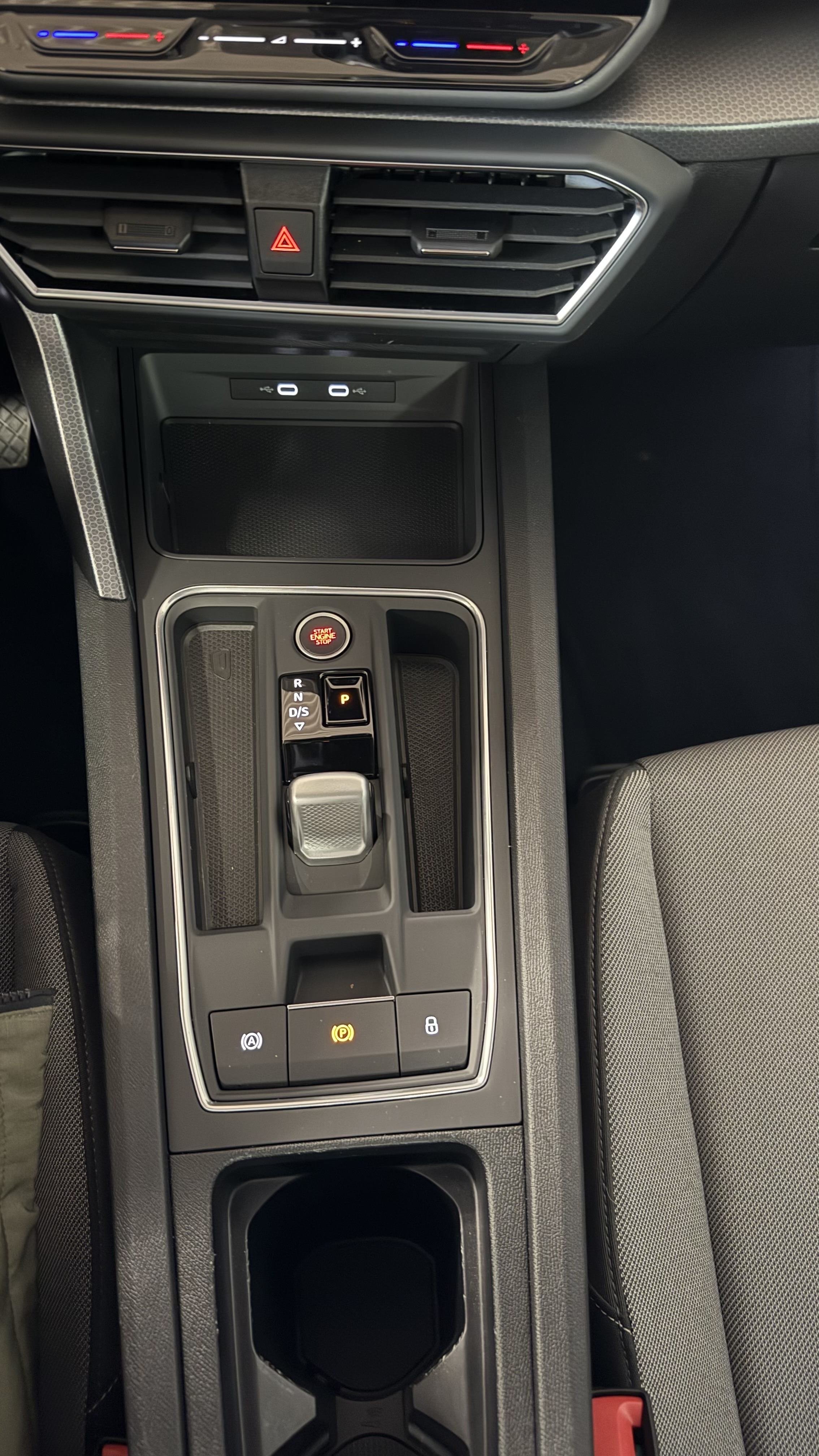 Leon Sportstourer 1.5 eTSI Style Edition DSG LED AHK Full-Link