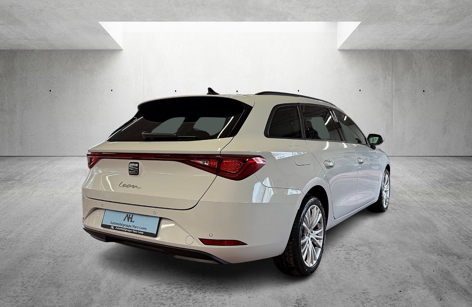 Leon Sportstourer 1.5 eTSI Style Edition DSG LED AHK Full-Link