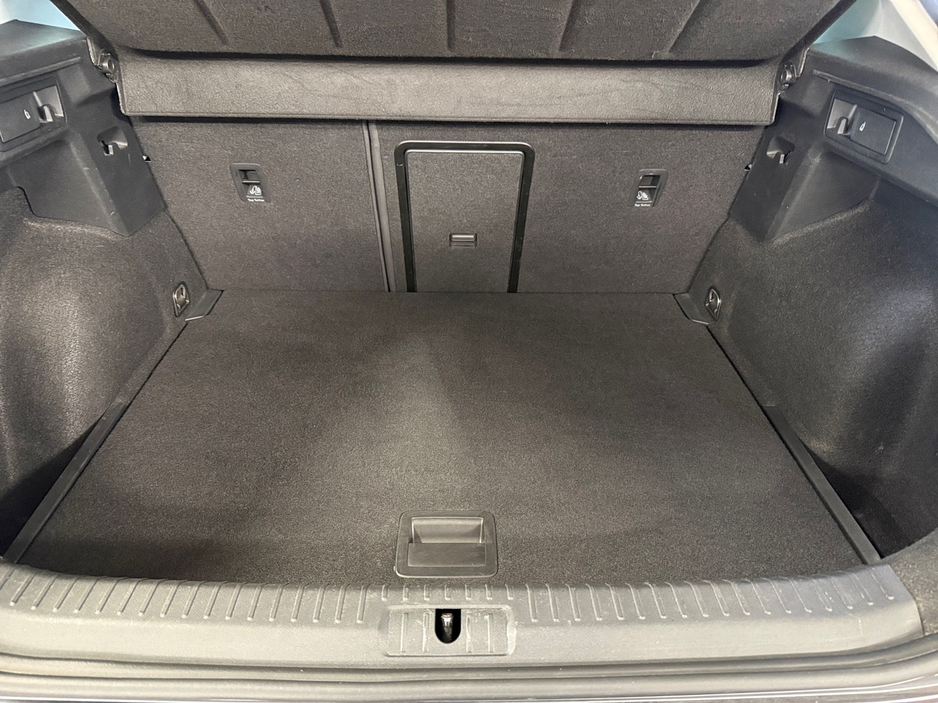 Formentor 1.5 TSI DSG LED Navi ACC PDC 360° 360