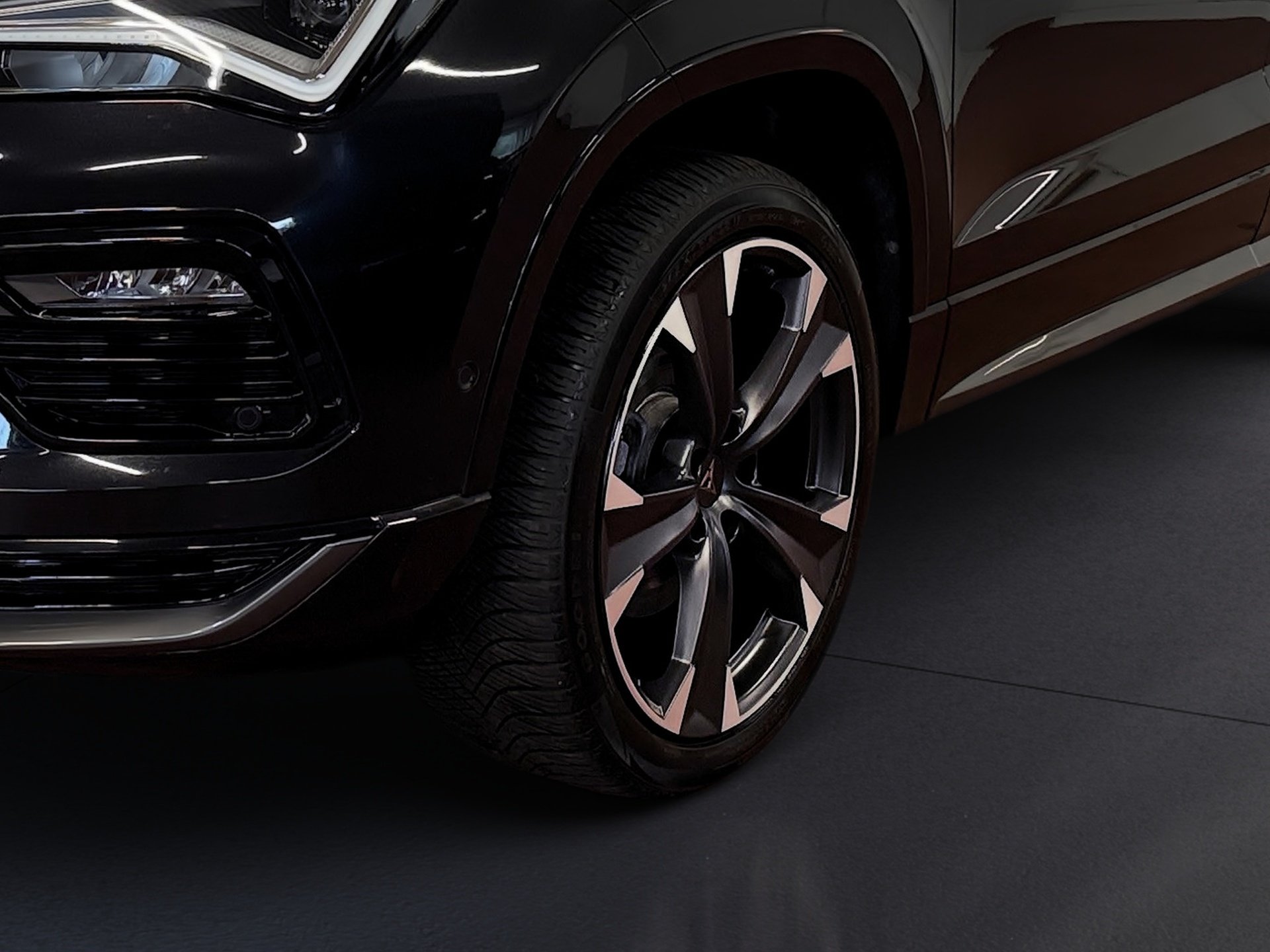 Ateca 2.0 TSI 4Drive DSG LED Navi ACC AHK 360°