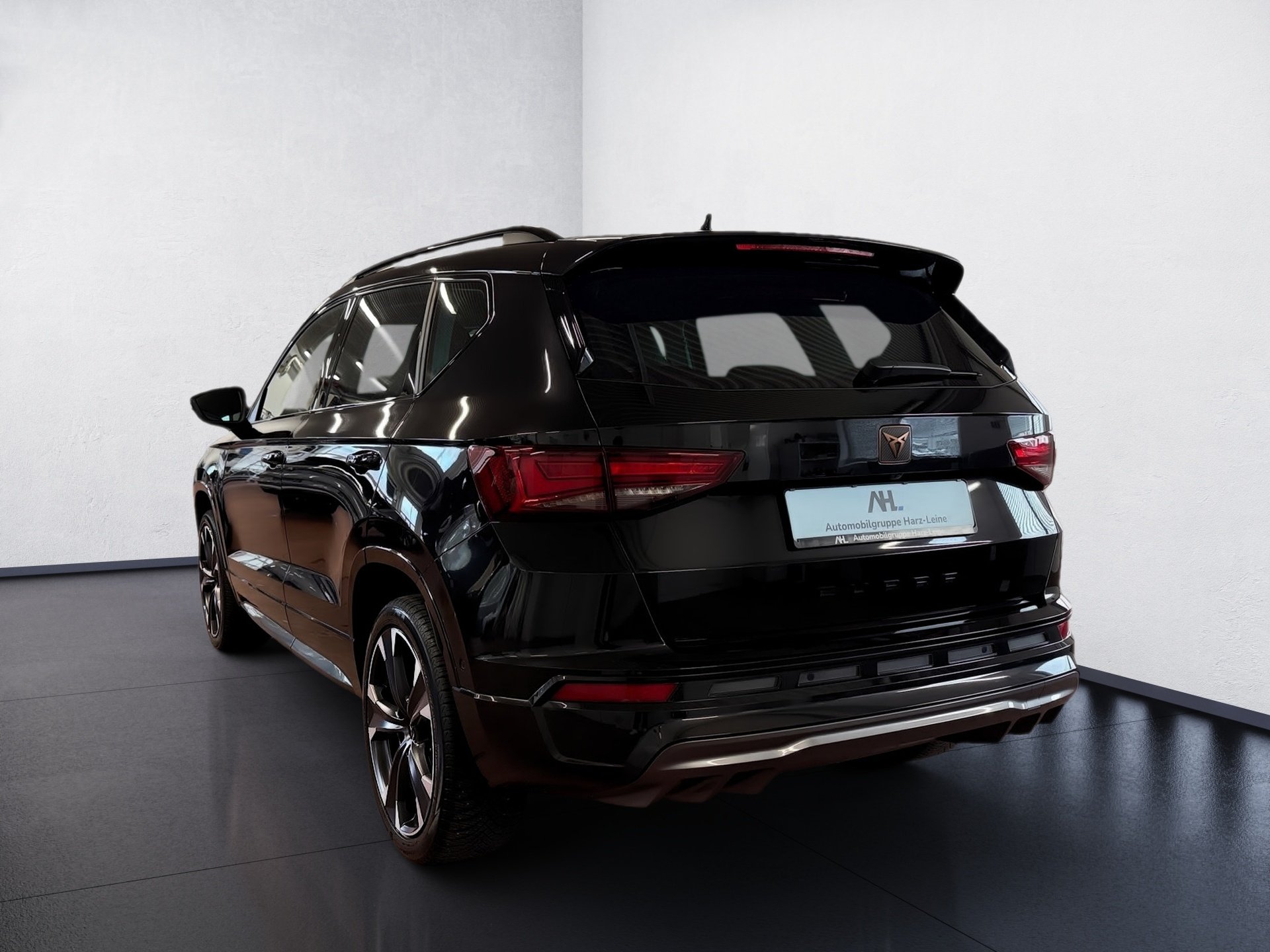 Ateca 2.0 TSI 4Drive DSG LED Navi ACC AHK 360°