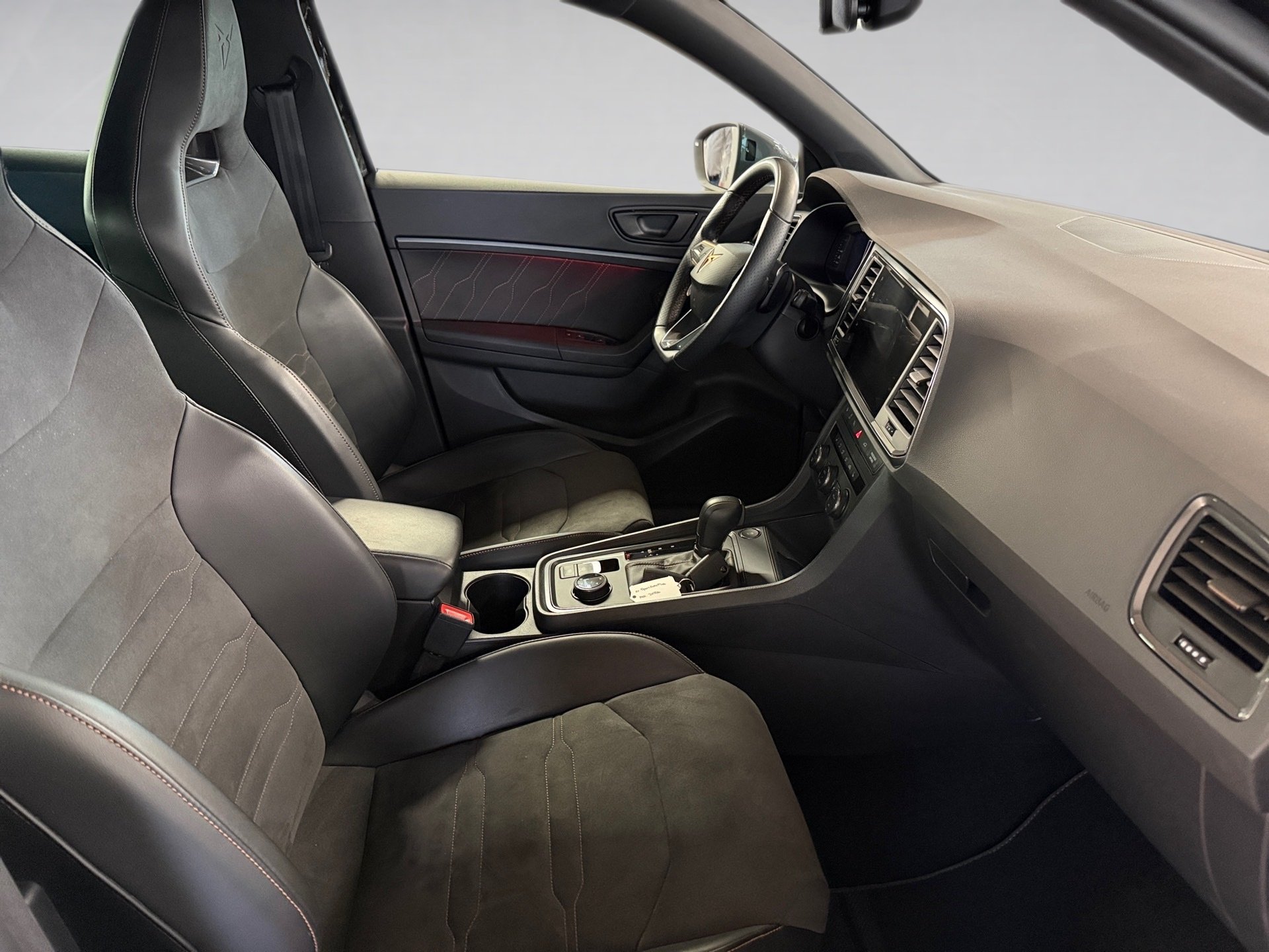 Ateca VZ 2.0 TSI 4Drive DSG LED Navi ACC AHK 360°