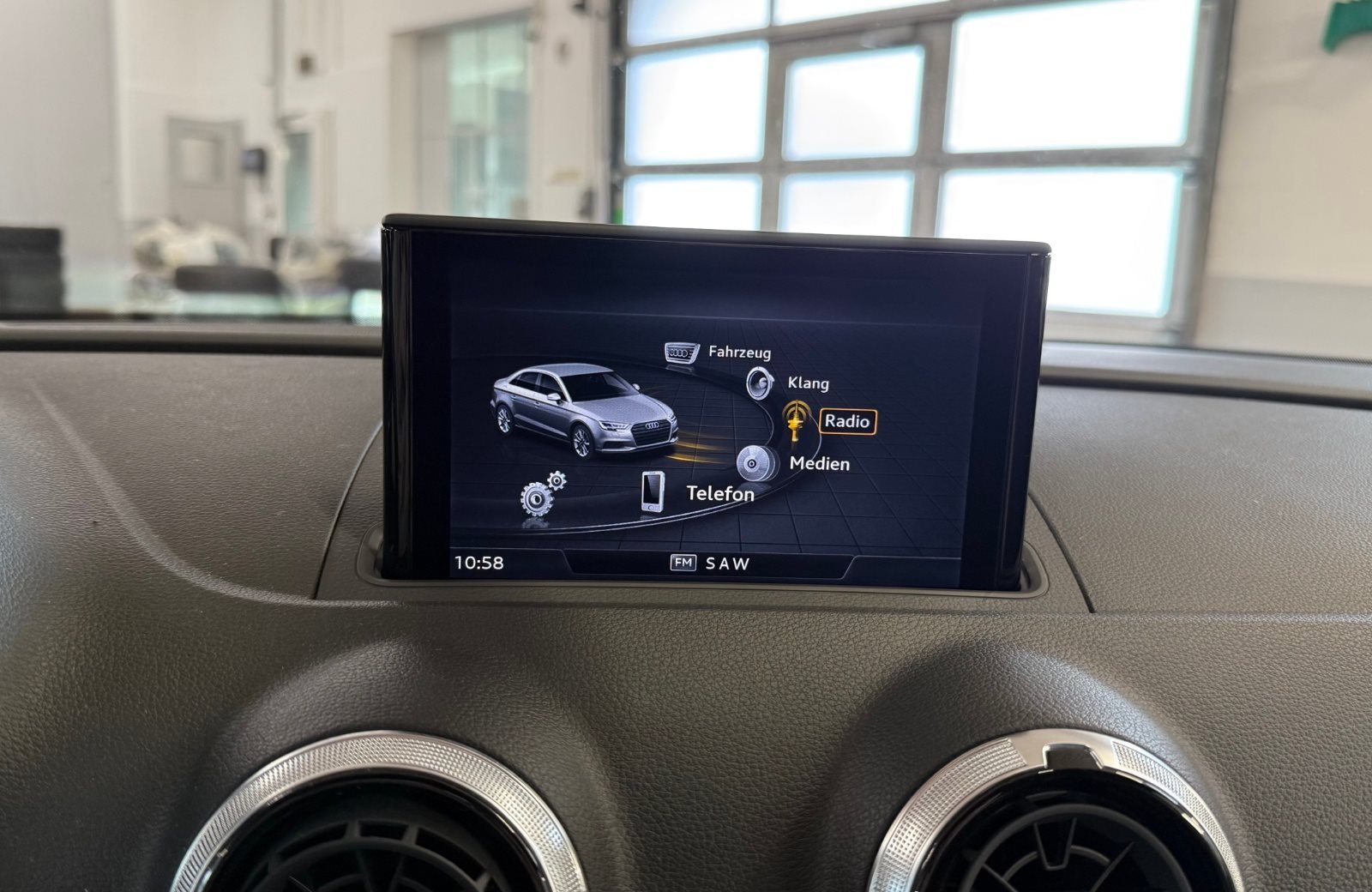 A3 Limousine 2.0 TFSI Sport S-tronic LED PDC hinten SHZ