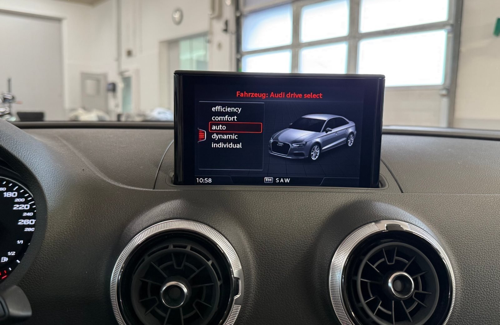 A3 Limousine 2.0 TFSI Sport S-tronic LED PDC hinten SHZ