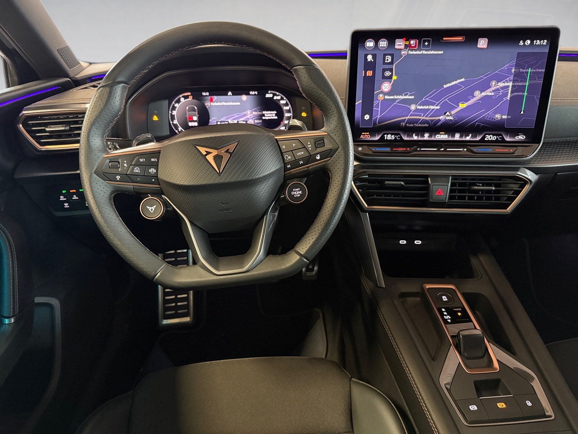 Leon 2.0 TDI DSG Edge Matrix Navi ACC RFK ACC LM