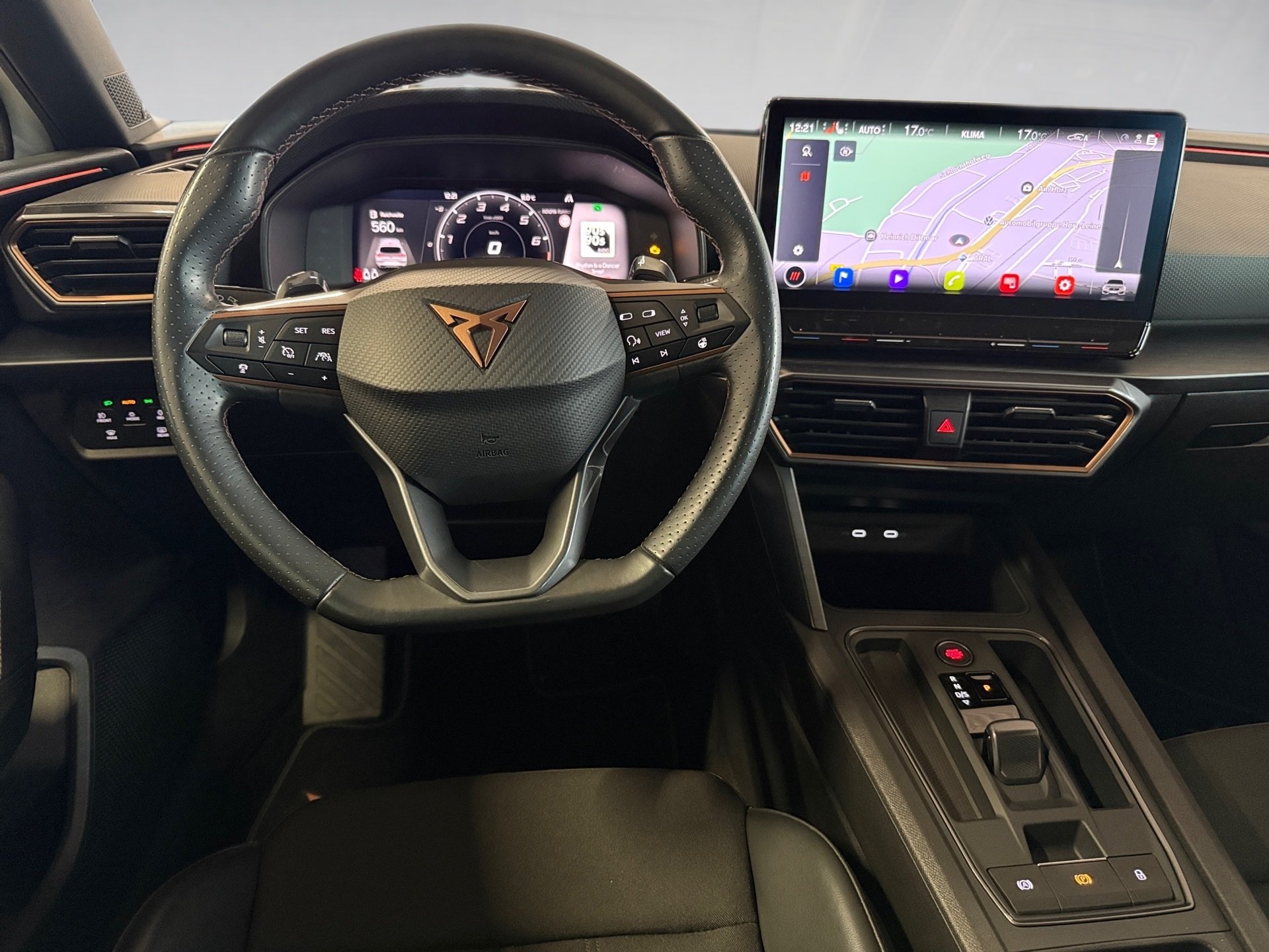 Leon 1.5 eTSI DSG LED Navi ACC RFK Beats ACC AUT