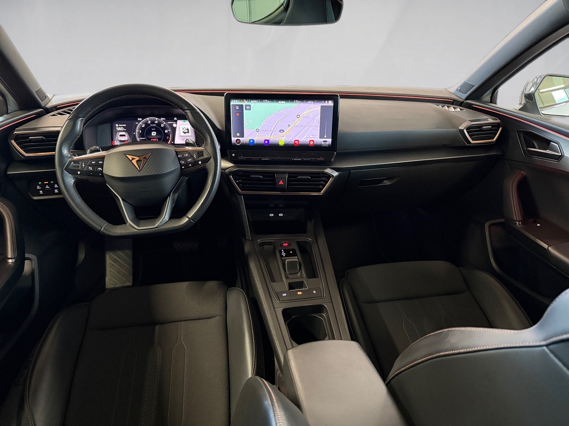 Leon 1.5 eTSI DSG LED Navi ACC RFK Beats ACC AUT