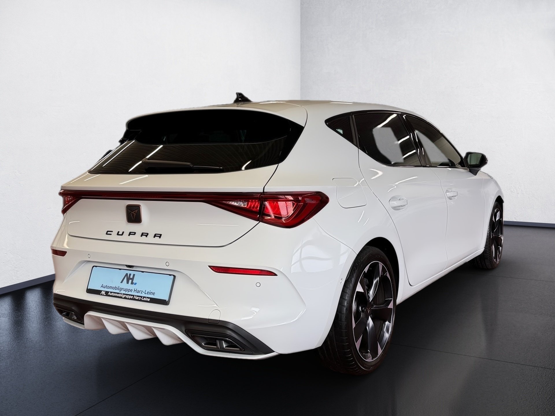 Leon 1.5 eTSI DSG LED Navi ACC RFK Beats ACC AUT