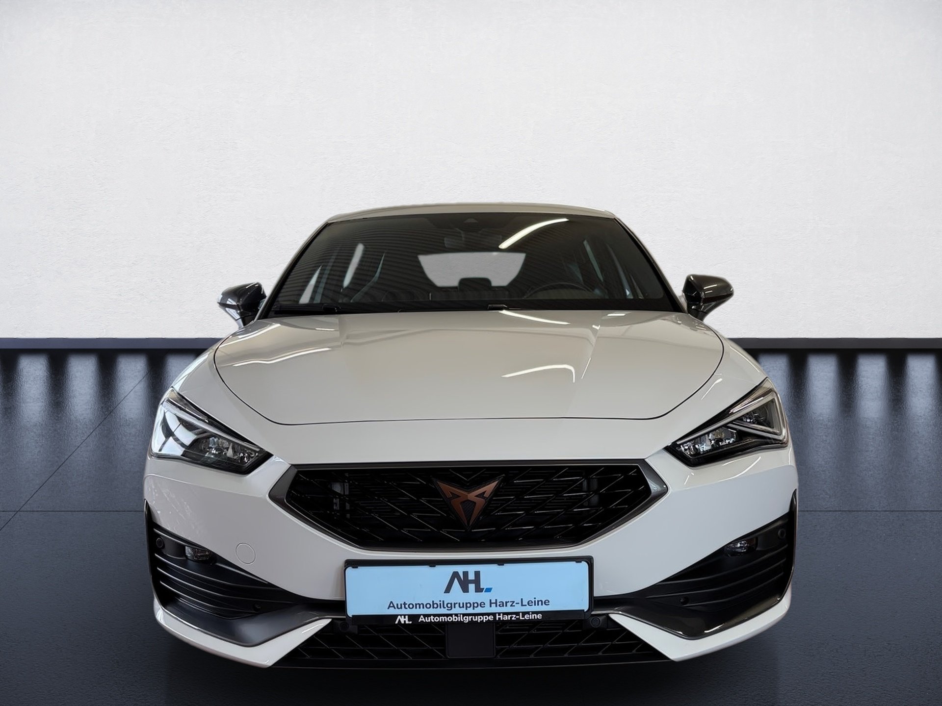 Leon 1.5 eTSI DSG LED Navi ACC RFK Beats ACC AUT