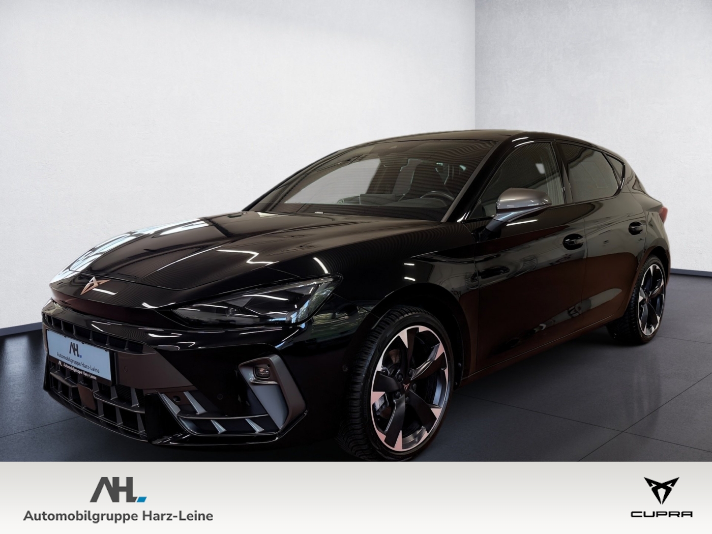 Leon 2.0 TDI DSG Edge Matrix Navi ACC RFK Alcantara